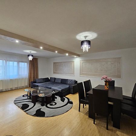 Didi Apartament Craiova Exterior foto